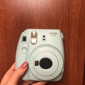 Fuji instax mini 9 polaroid